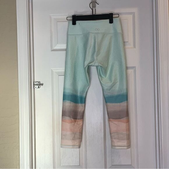 Calia By Carrie Underwood Landscape Mint Green Workout Capris Size XS - Picture 3 of 9